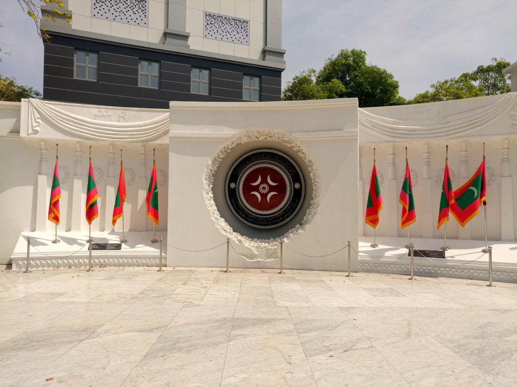 8 Hour Island Trio Discovery: Malé, Hulhumalé & Villingili Walking Tour Image