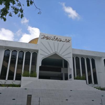 Hulhumale: 2 Hour Malé Motorcycle City Tour Image